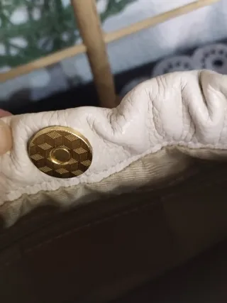 Bolso 100% Piel Fruncido color  Beige