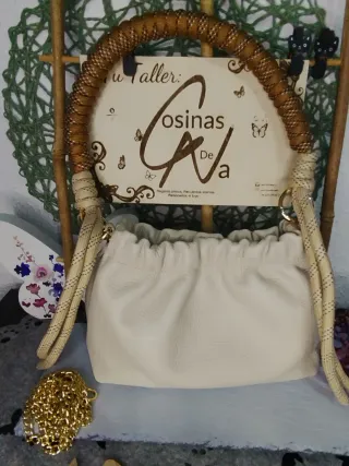 Bolso 100% Piel Fruncido color  Beige