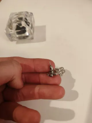 Pendientes Símbolo Dólar con Brillantes