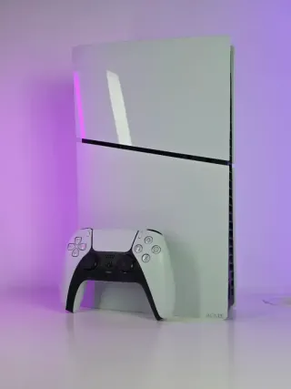 PS5 Slim Digital 1TB + mando Playstation original