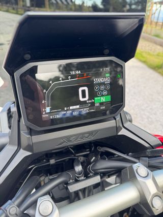 Honda X-ADV 2024 garantia oficial solo 8000km