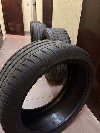 4 Neumáticos Michelin Pilot Sport 4s