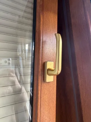 Ventana PVC doble cristal 70x165