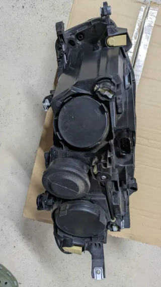 Faro T-Cross Izquierdo