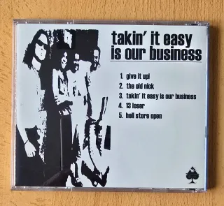 The Blackberry Clouds - Takin' It Easy Is Our CD