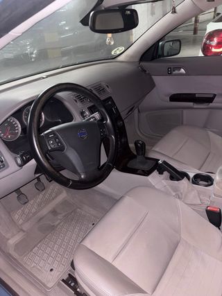 Volvo V50 2005