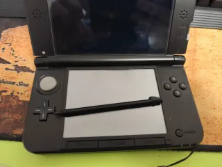 Nintendo 3DS XL Azul para instalarle juegos