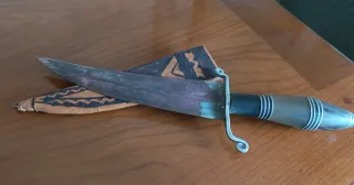 Pieza Ceremonia Africana Cuero y Metal