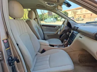 Mercedes-Benz Clase C 2004