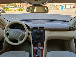 Mercedes-Benz Clase C 2004