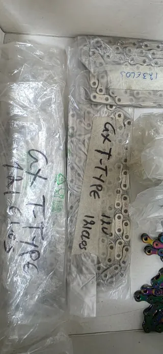 2 correntes Sram Eagle XX1 Arco-iris + 5 GX T-Type