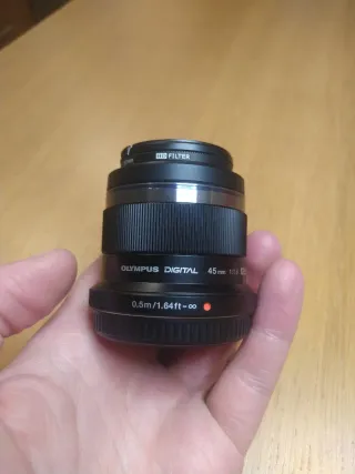 Objetivo Olympus 45mm 1:1.8