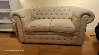 Sofá Chester tapizado cuadros beige
