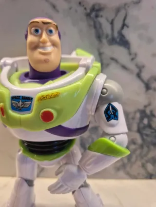 Figura di Buzz Lightyear di Toy Story