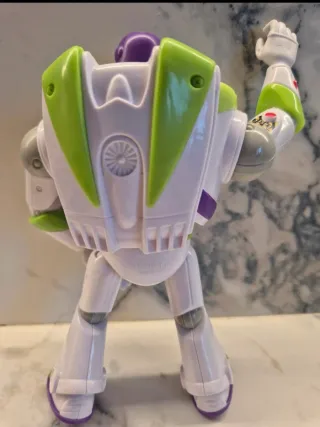 Figura di Buzz Lightyear di Toy Story