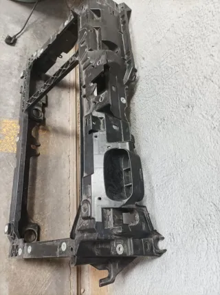 Panel frontal coche Ford fiesta