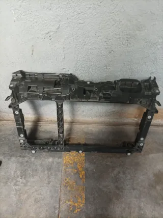 Panel frontal coche Ford fiesta