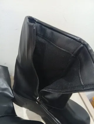 Botas plataforma negras con capa T40