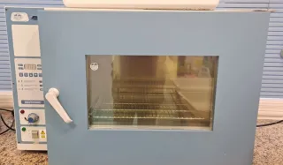 Estufa Digitronic 2000 47L.Selecta. Laboratorio