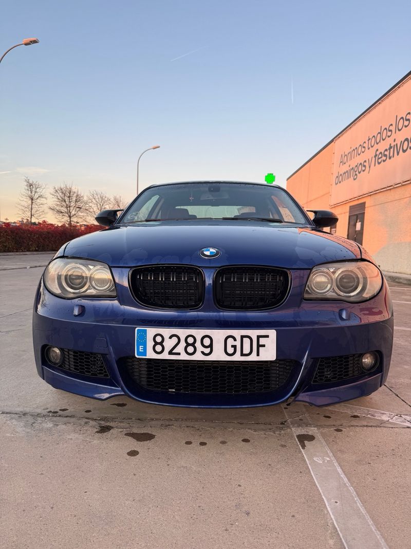 BMW Serie 1 2008 - foto 1