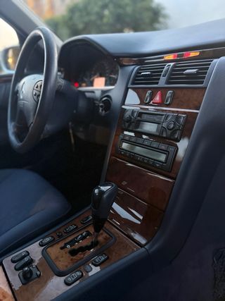 Mercedes-Benz Clase E 2002