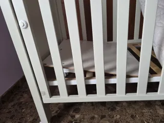 Cuna Micuna + colchón (120x60) con luz LED