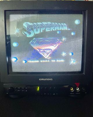 TV Grundig pequeña tubo ideal consola Retro