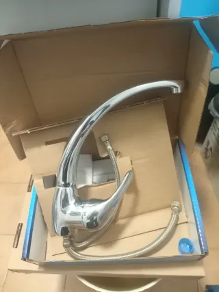 Grifo de Fregadero Metálico Plateado