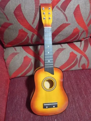 Guitarra infantil 6 cuerdas