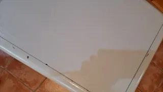 Mesa ordenador con bandeja extraible