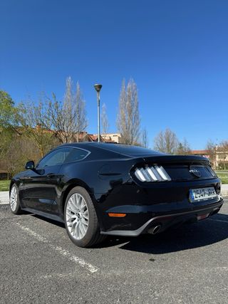 Ford Mustang 5.0 V8