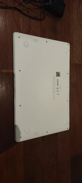 Portátil Thomson sp-neo14c-4wh32 en color blanco