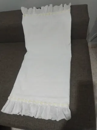 Dos Almohadones Antiguos 90x40