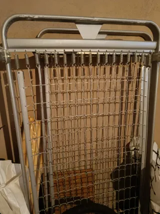 Somier muelles 85cm de ancho con patas.