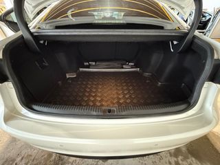 Lexus IS 300h Luxury F Sport 223CV garantía 2031