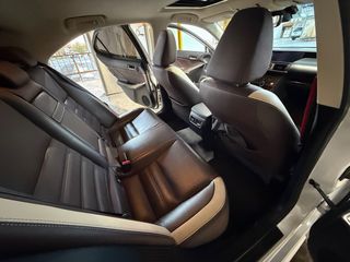 Lexus IS 300h Luxury F Sport 223CV garantía 2031