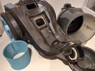 Aspiradora Orbegozo Ciclónica FALTA EL FILTRO