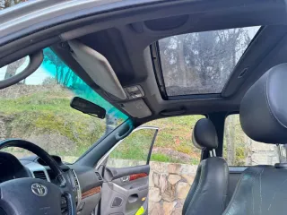 Toyota Land Cruiser 2004