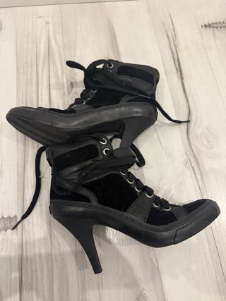 Botines de tacón negros