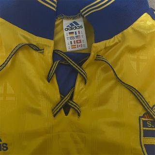 Maglia Svezia Home 1998-1999 Adidas Originale
