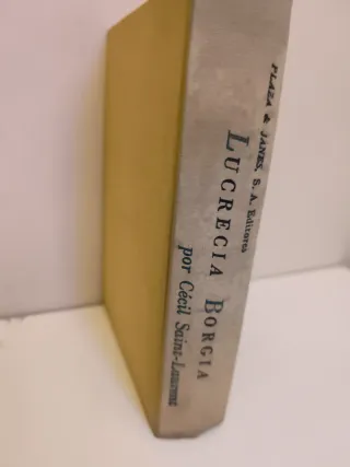 Lucrecia Borgia, por Cécil Saint - Laurent