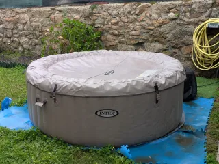 Spa Intex Sáhara 4 personas