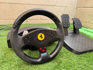 Volante Thrustmaster Ferrari GT Experience