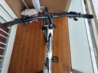 Bicicleta Specialized Pitch Sport