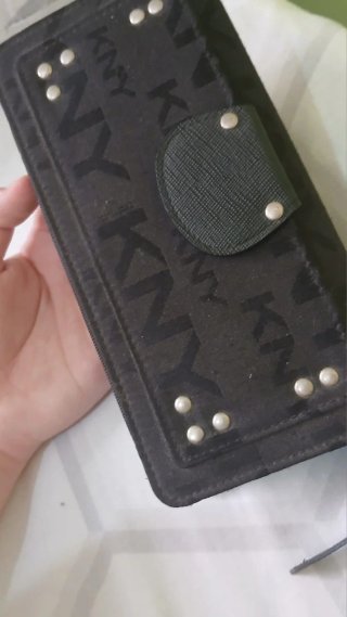 Monedero Cartera Negra Tachuelas Plateadas