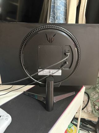 PS5 Blanca + Monitor Gaming