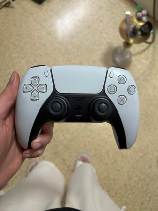 PS5 Blanca + Monitor Gaming