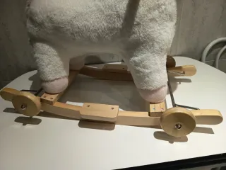 Balancín unicornio infantil blanco