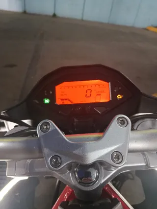 Macbor Shifter 125cc Blanca y Roja