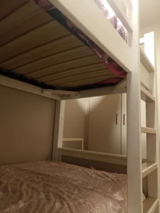 Litera Pino Macizo Blanca, hecha por carpintero